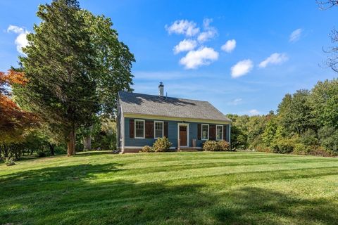 234 River St Halifax MA 02338