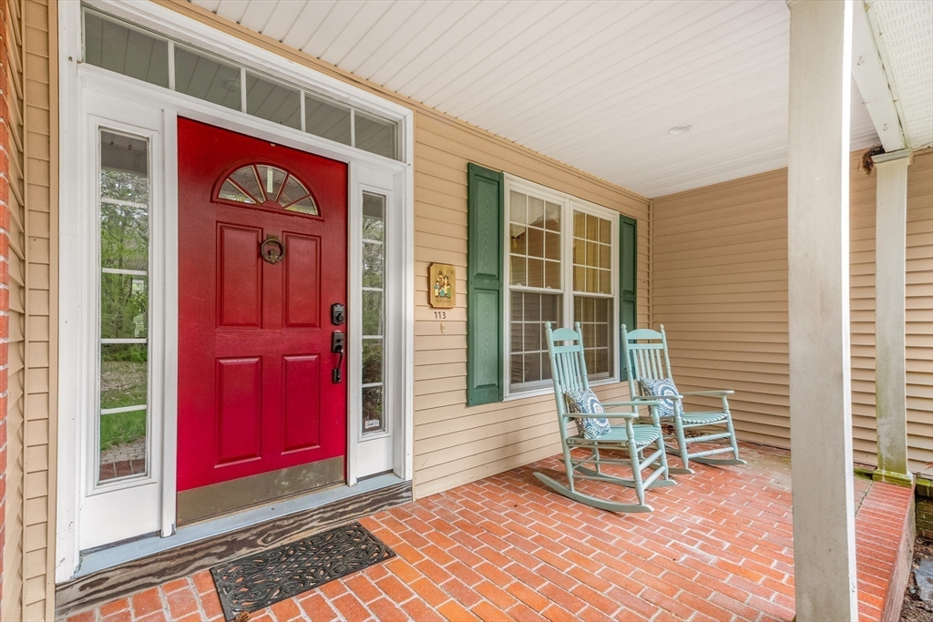 113 Greenwich Plains Rd