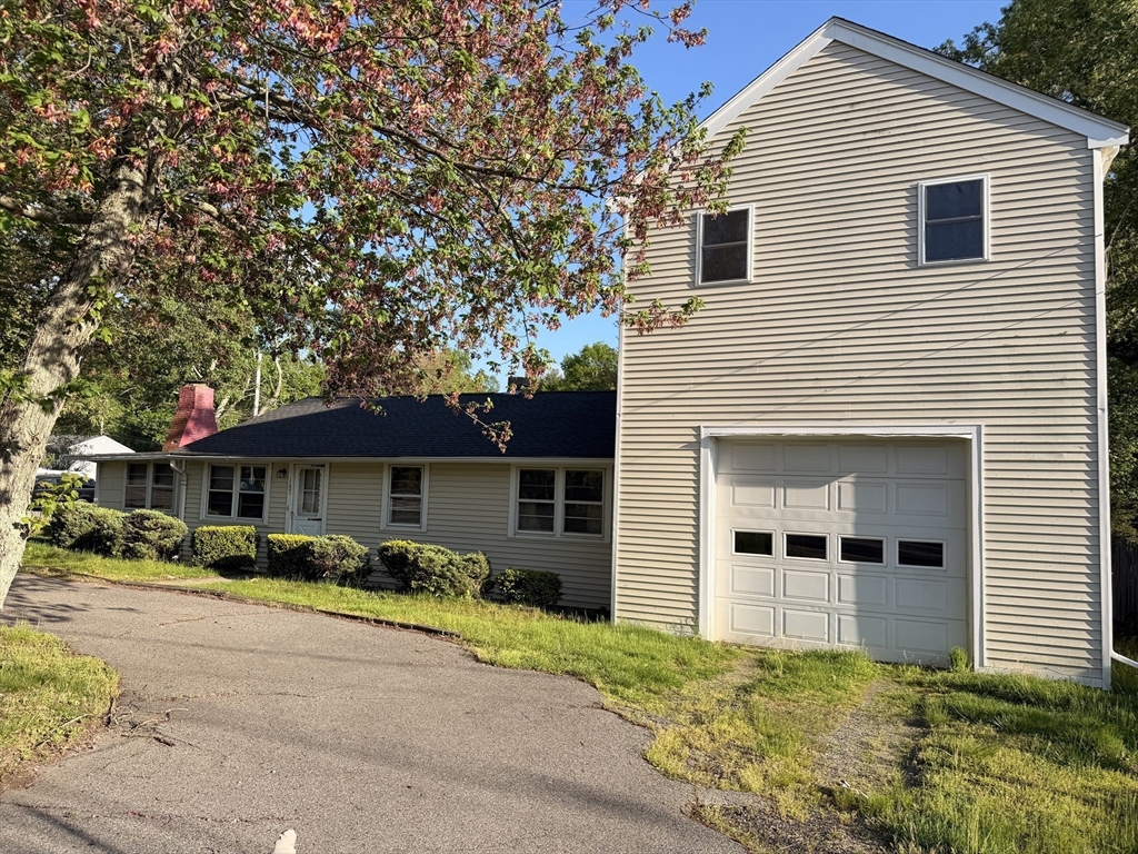 167 Schoosett St