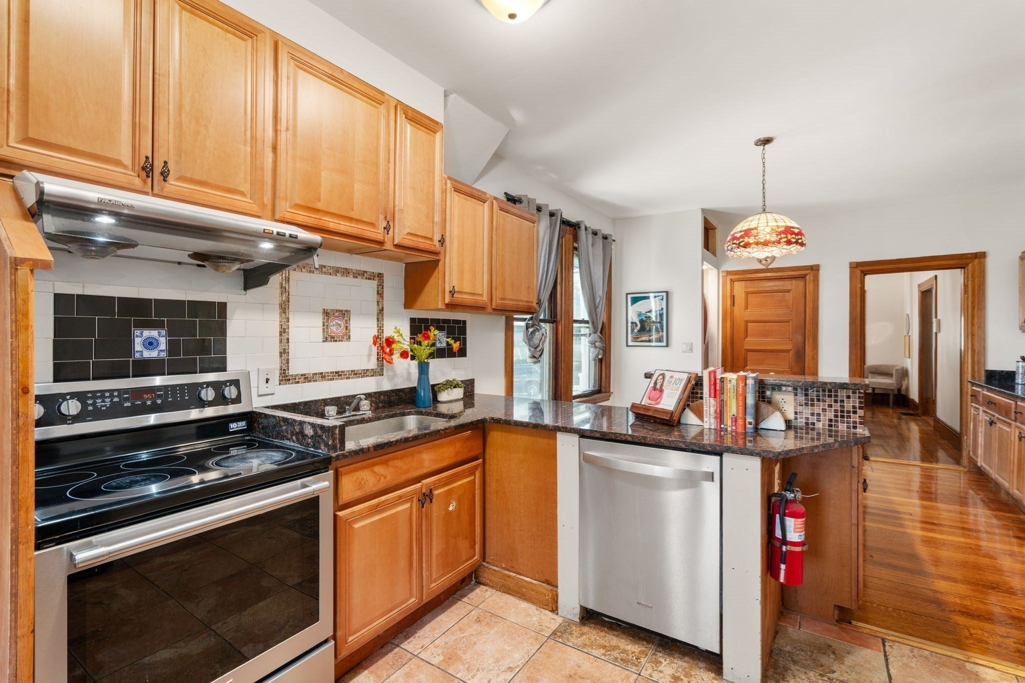 305 Central Street, Newton, MA, 305 Central Street, Newton, MA Photo #12