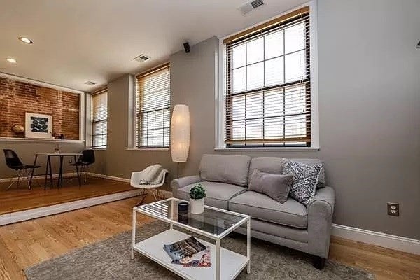 Photo of 21 Linden St #216, Quincy, MA