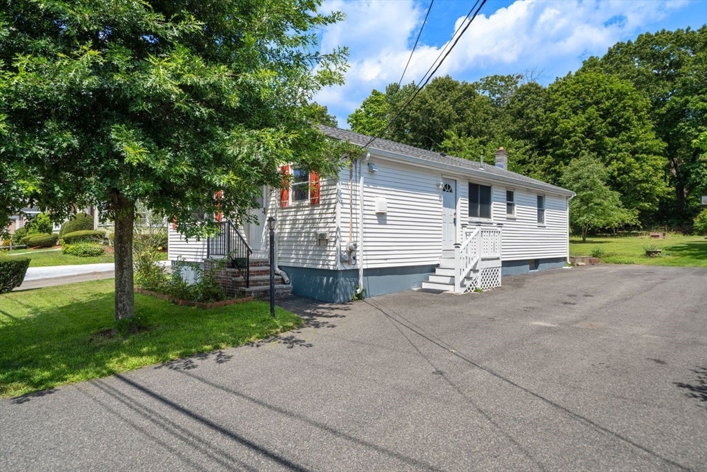 33 Cross St, Brockton, MA, 33 Cross St, Brockton, MA Photo #24