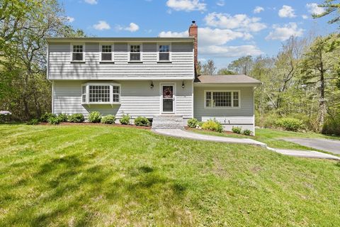 59 1st Parish Rd Norwell MA 02061