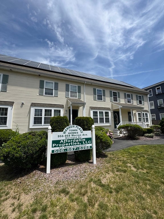 Photo of 956 Warren Ave, Brockton, MA