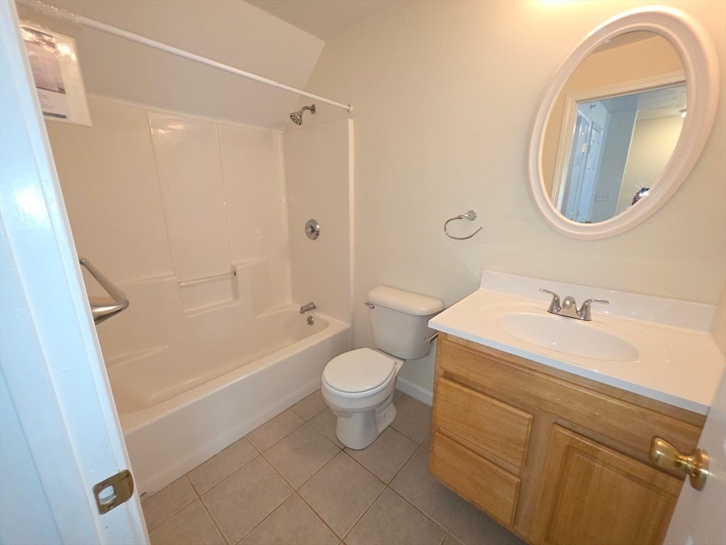 956 Warren Ave #3, Brockton, MA Photo #22