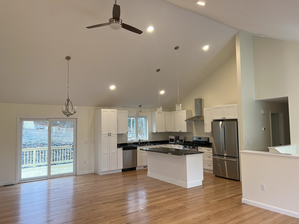 176 Courtney Street ANR1
