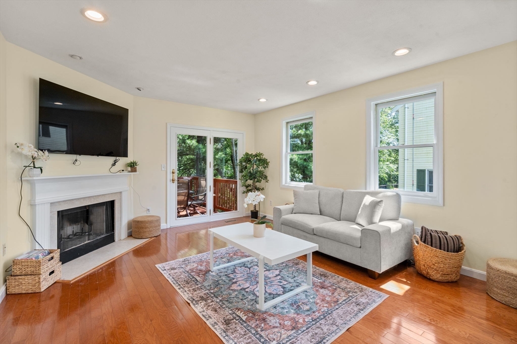 33 Furbush Rd