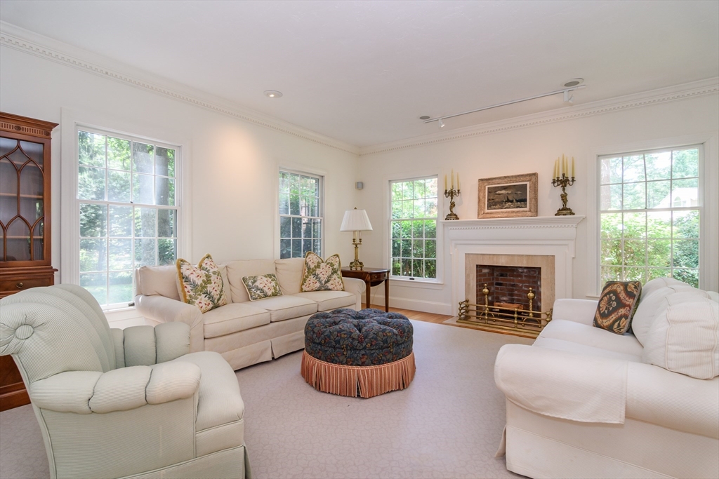41 Phillips Rd