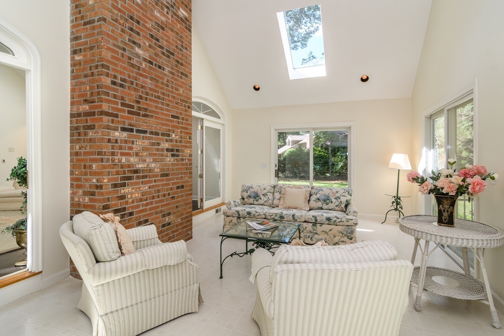 41 Phillips Rd