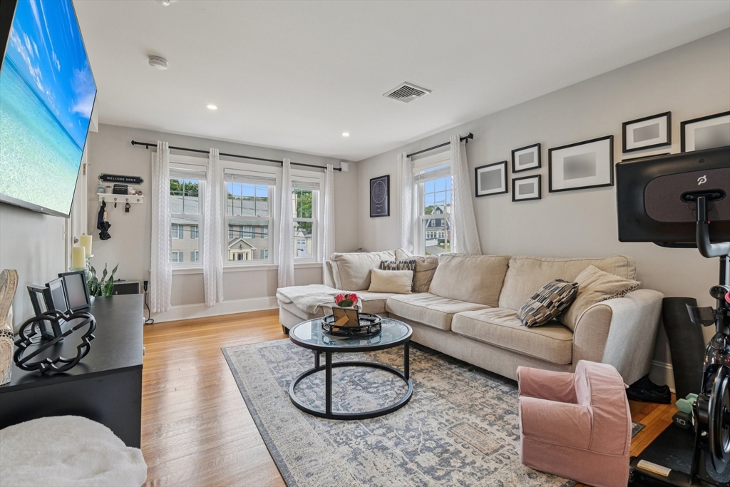 1104 Adams St 2