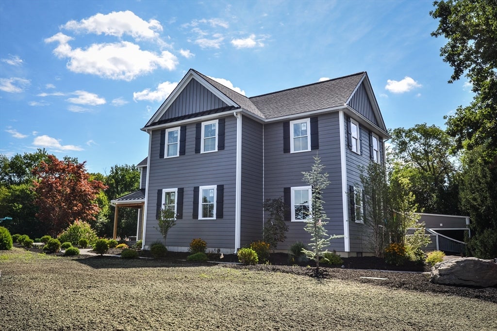 147 Highland St, Berlin, MA Photo #4