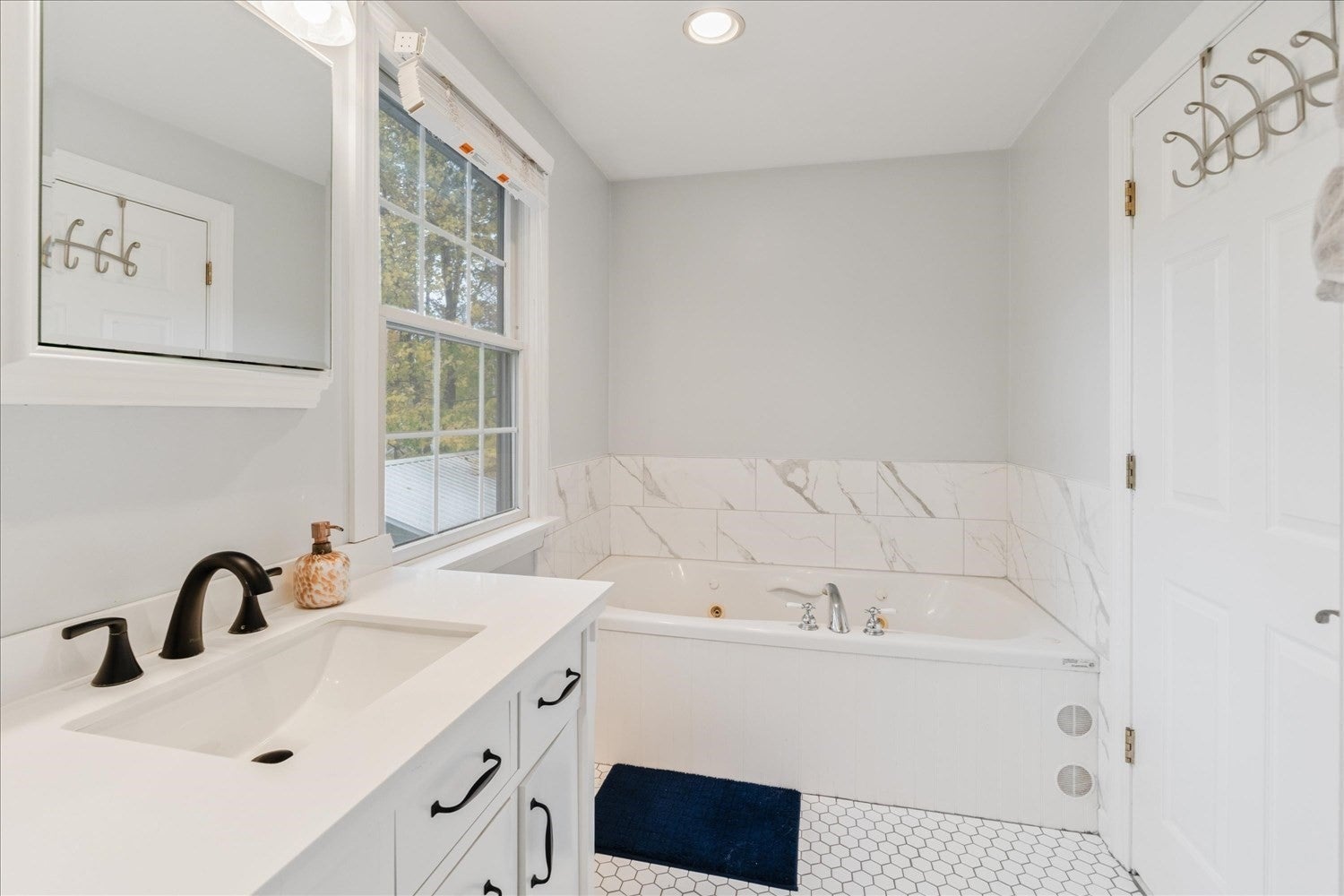 22 Reservoir St, Seekonk, MA, 22 Reservoir St, Seekonk, MA Photo #18