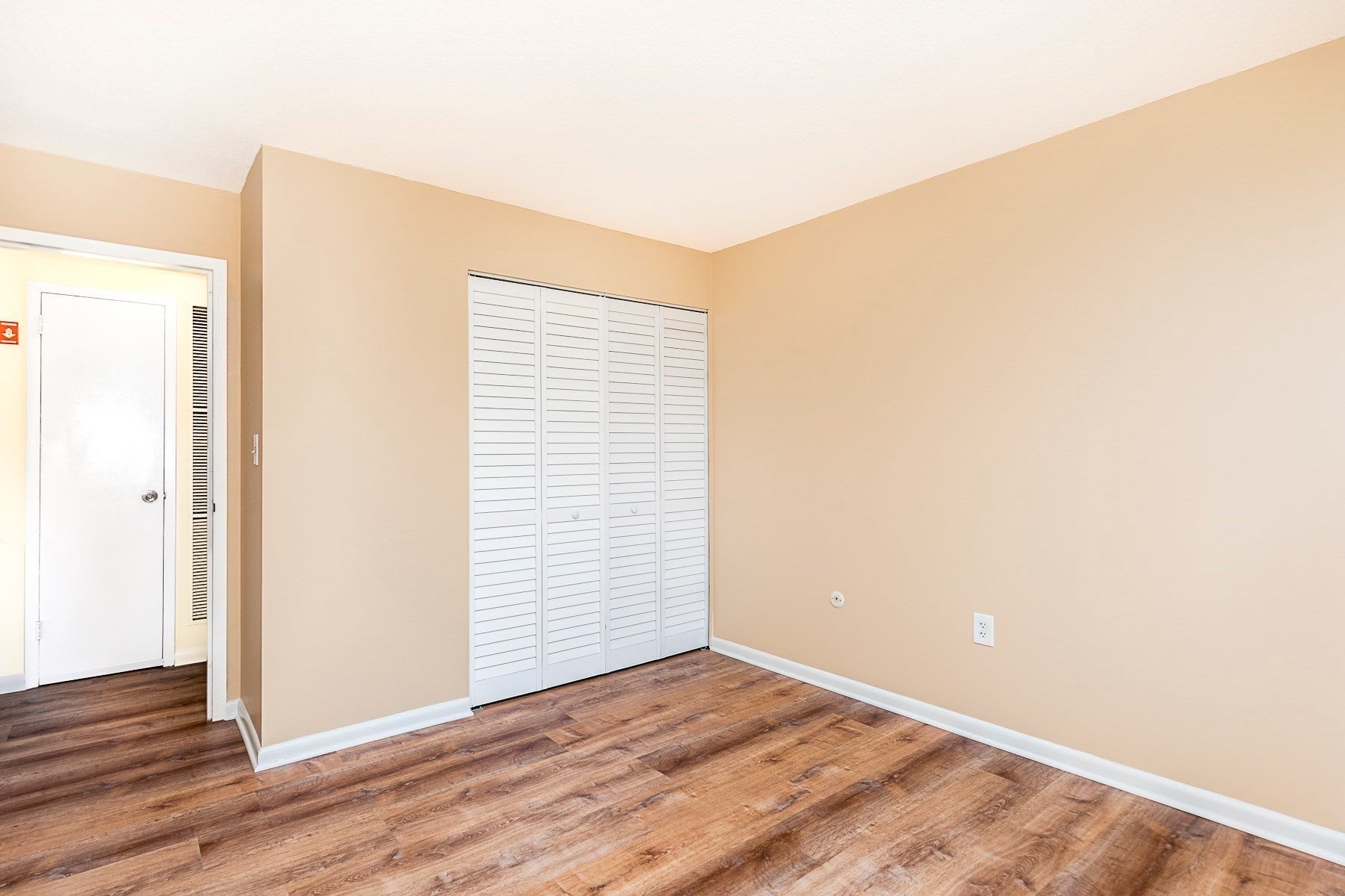 1004 Paradise Rd #2M, Swampscott, MA, 1004 Paradise Rd #2M, Swampscott, MA Photo #17