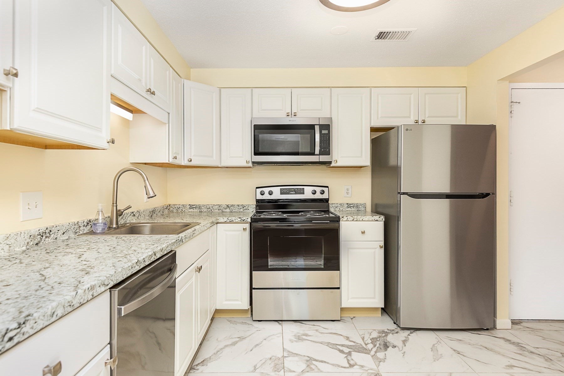 1004 Paradise Rd #2M, Swampscott, MA, 1004 Paradise Rd #2M, Swampscott, MA Photo #5