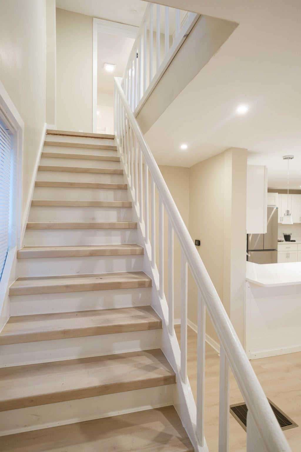 227 Deerfield St, Greenfield, MA Photo #8