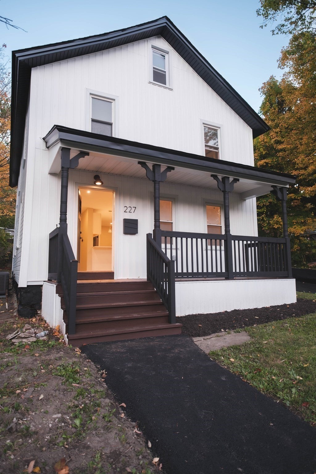 227 Deerfield St
