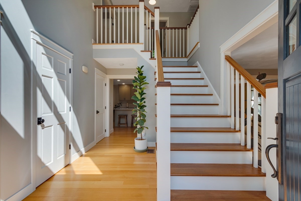 124 Mastro Dr