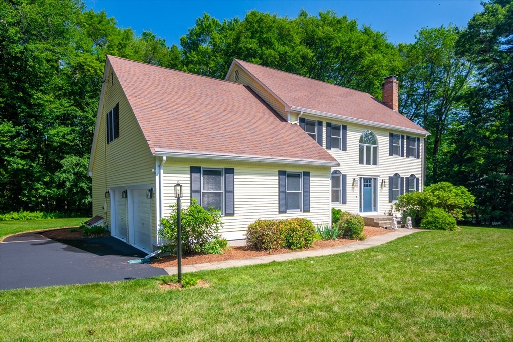 124 Mastro Dr