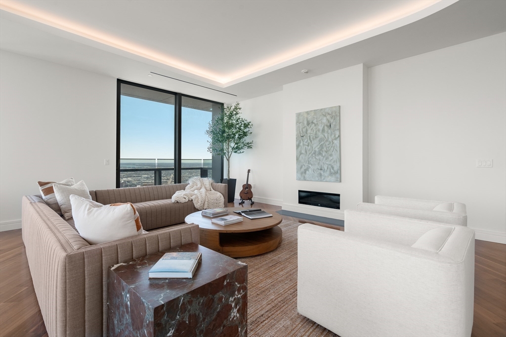 1 Dalton St 5302