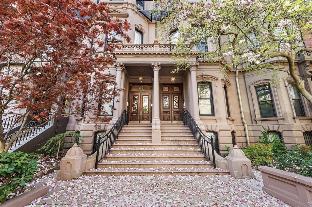 Boston, Massachusetts 02116, United States, 1 Bedroom Bedrooms, ,1 BathroomBathrooms,Residential,Active,167312