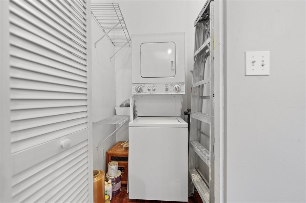 Boston, Massachusetts 02116, United States, 1 Bedroom Bedrooms, ,1 BathroomBathrooms,Residential,Active,167312