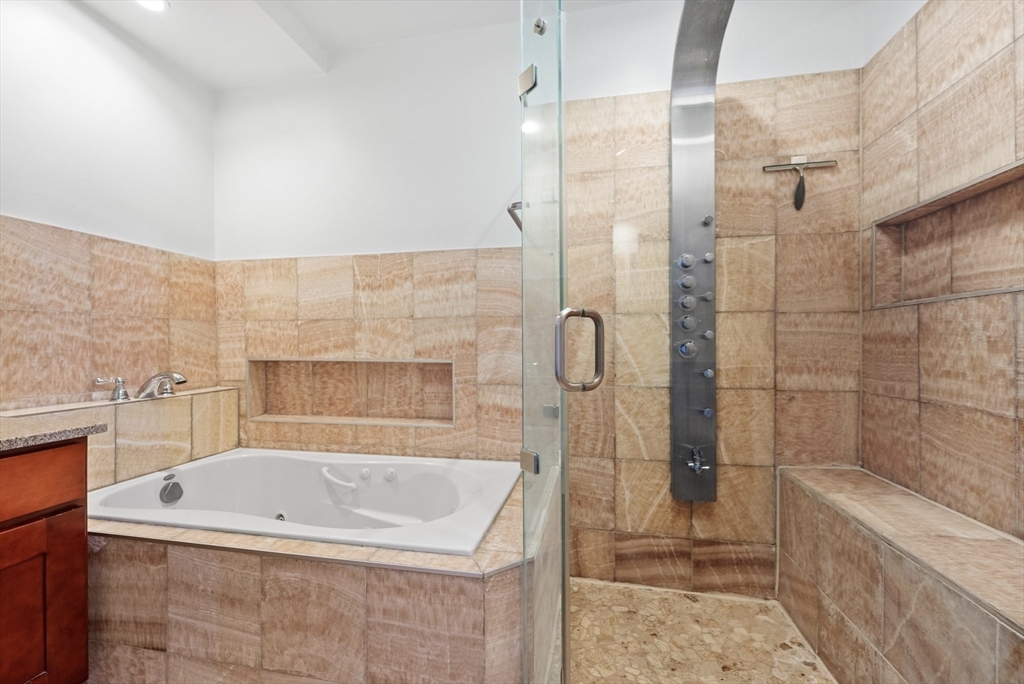 Boston, Massachusetts 02116, United States, 1 Bedroom Bedrooms, ,1 BathroomBathrooms,Residential,Active,167312