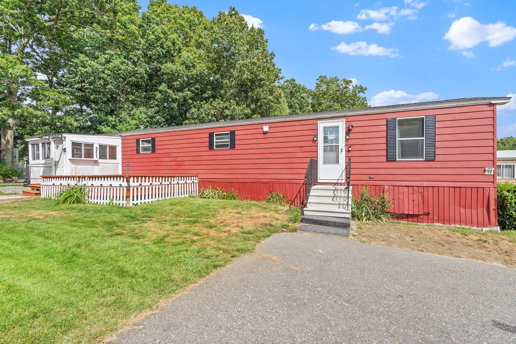 32 Kevork Ave