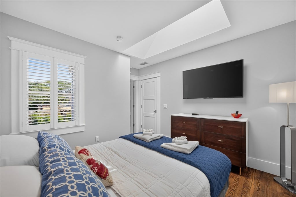 32 Bradford Street #1, Provincetown, MA, 32 Bradford Street #1, Provincetown, MA Photo #23