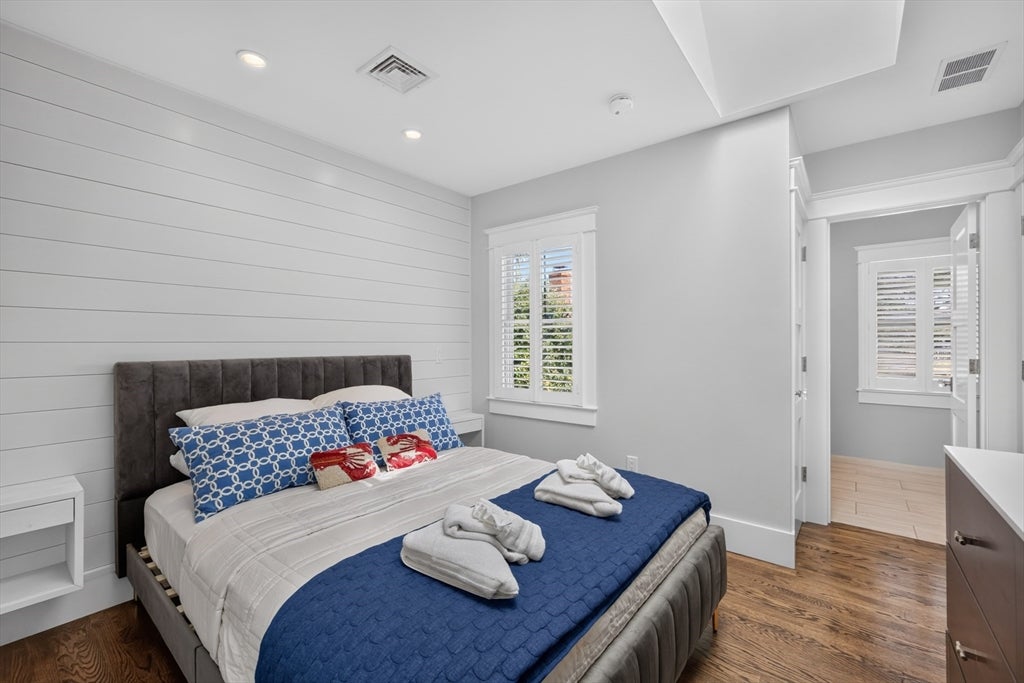32 Bradford Street #1, Provincetown, MA, 32 Bradford Street #1, Provincetown, MA Photo #22