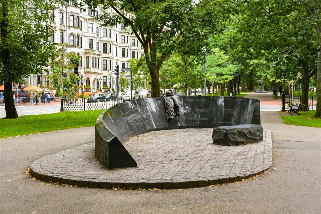 127 Commonwealth Ave