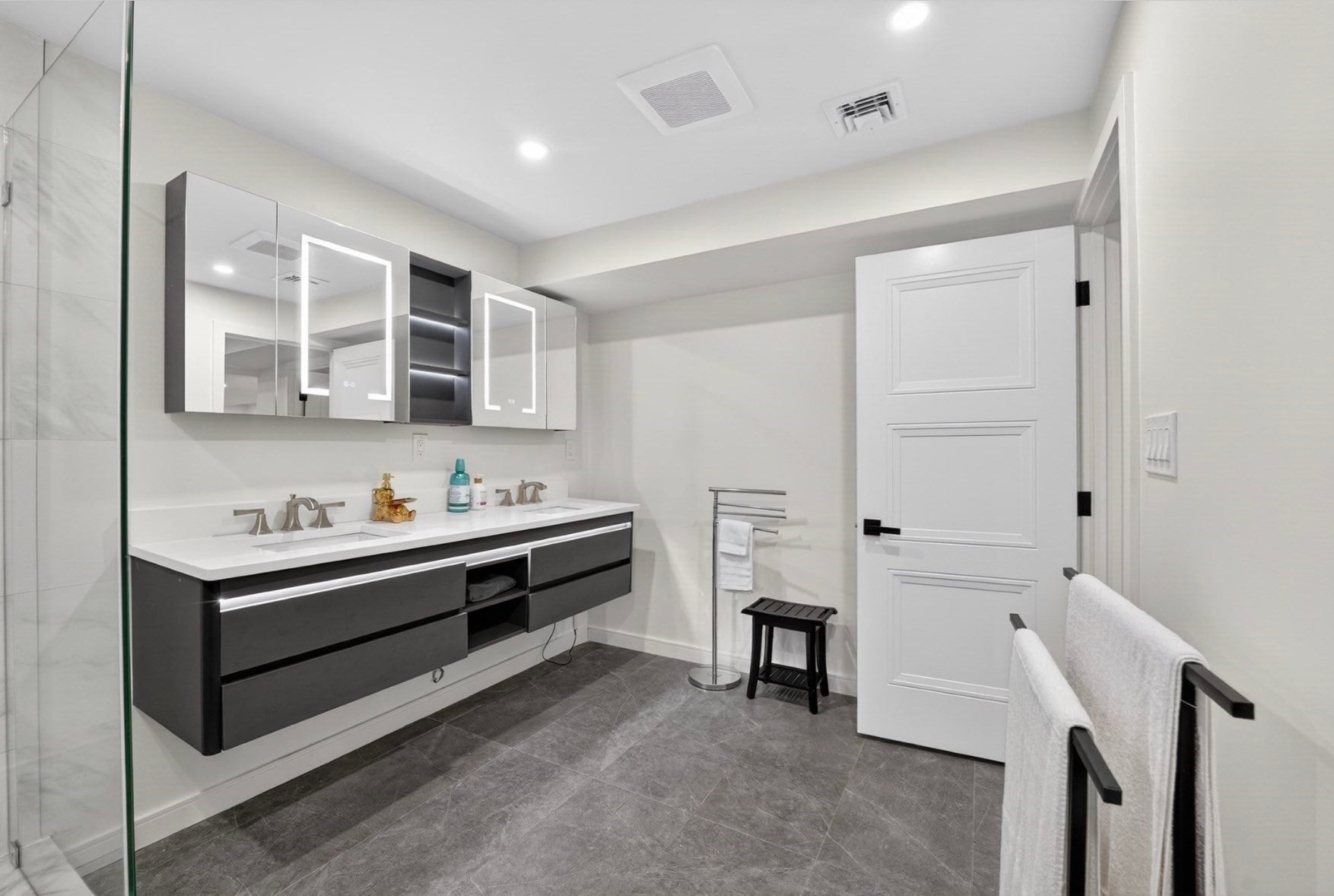 8 Noanett Rd, Needham, MA, 8 Noanett Rd, Needham, MA Photo #27