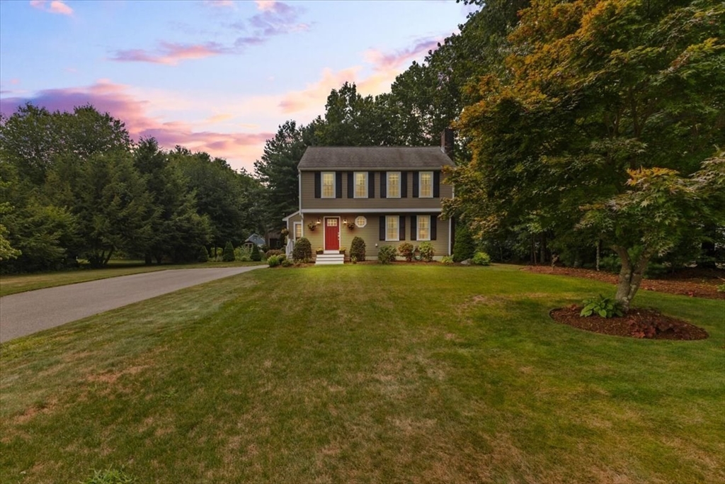 7 Strawstone Lane