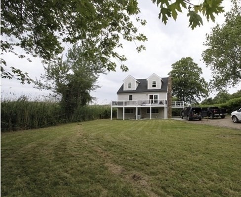 35 Holbrook Ave
