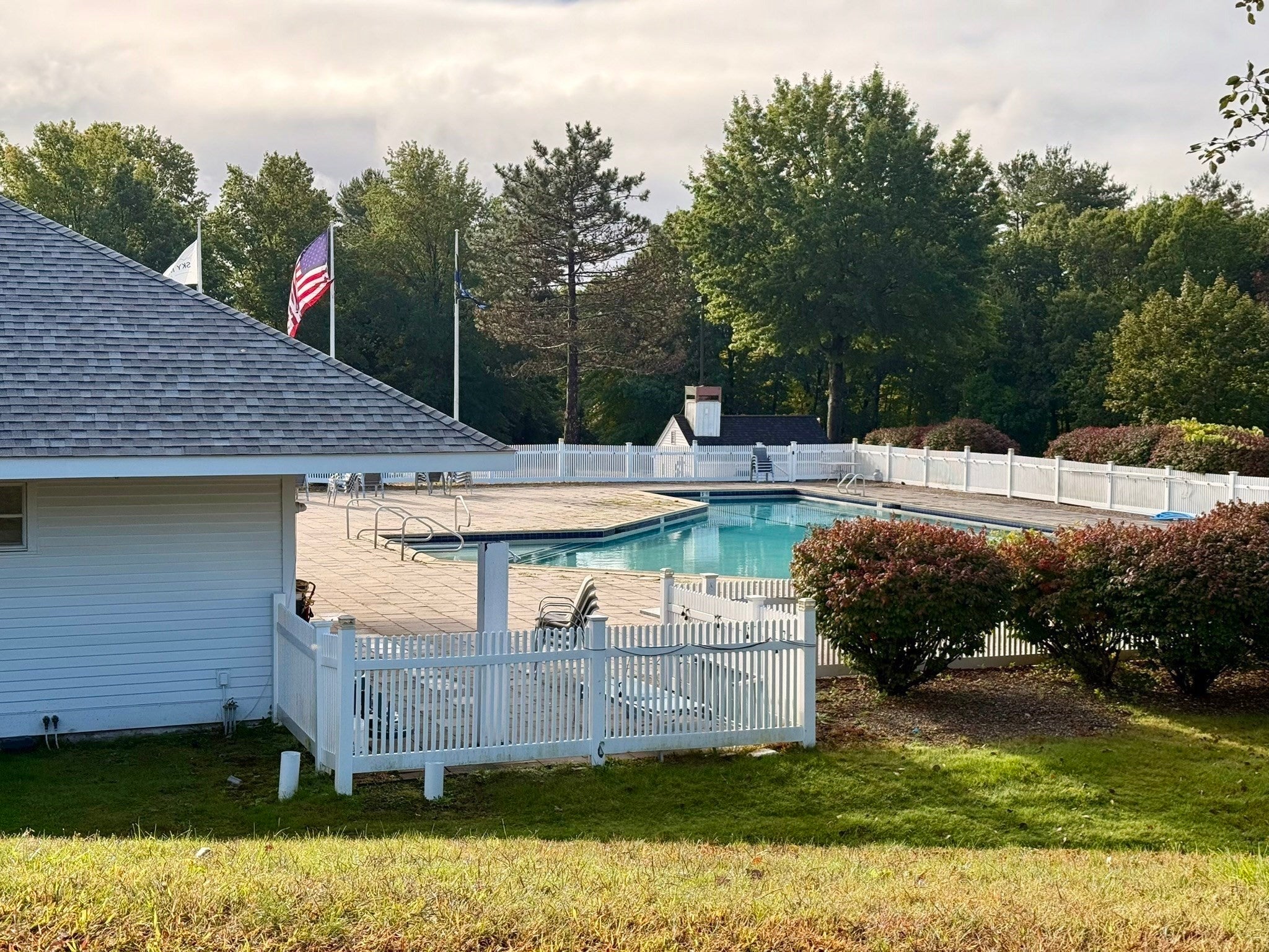 12 Mountain Laurels Dr #308, Nashua, NH, 12 Mountain Laurels Dr #308, Nashua, NH Photo #18