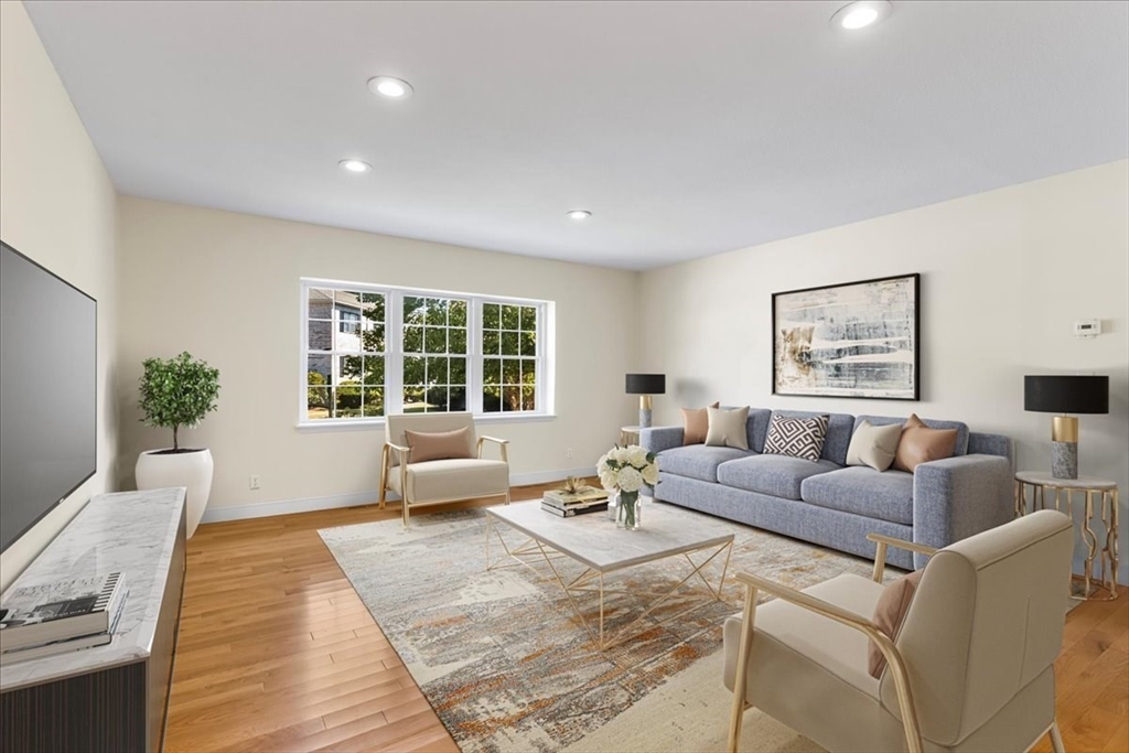 30 Lake Shore Ct 1