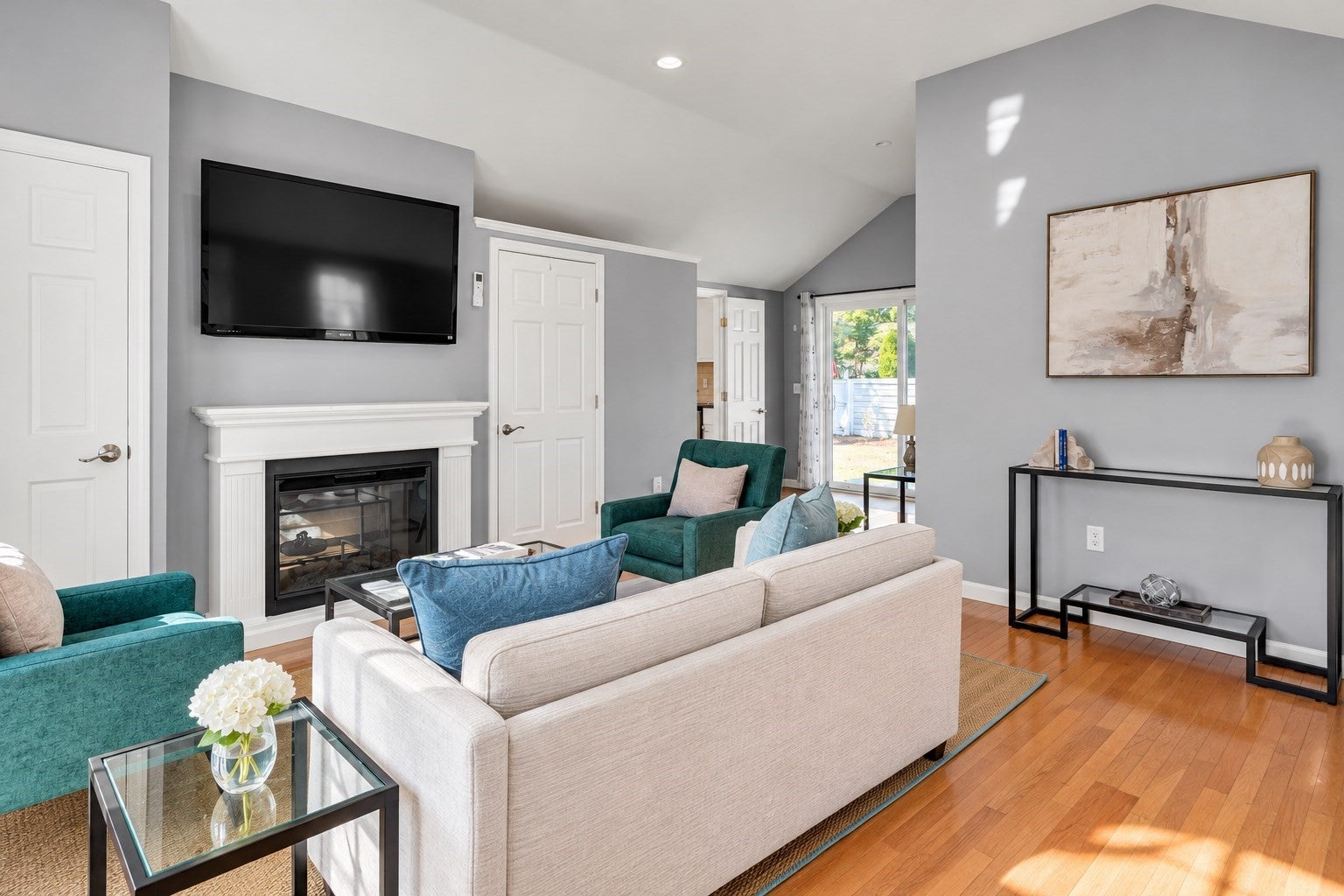 62 Vine Brook Rd
