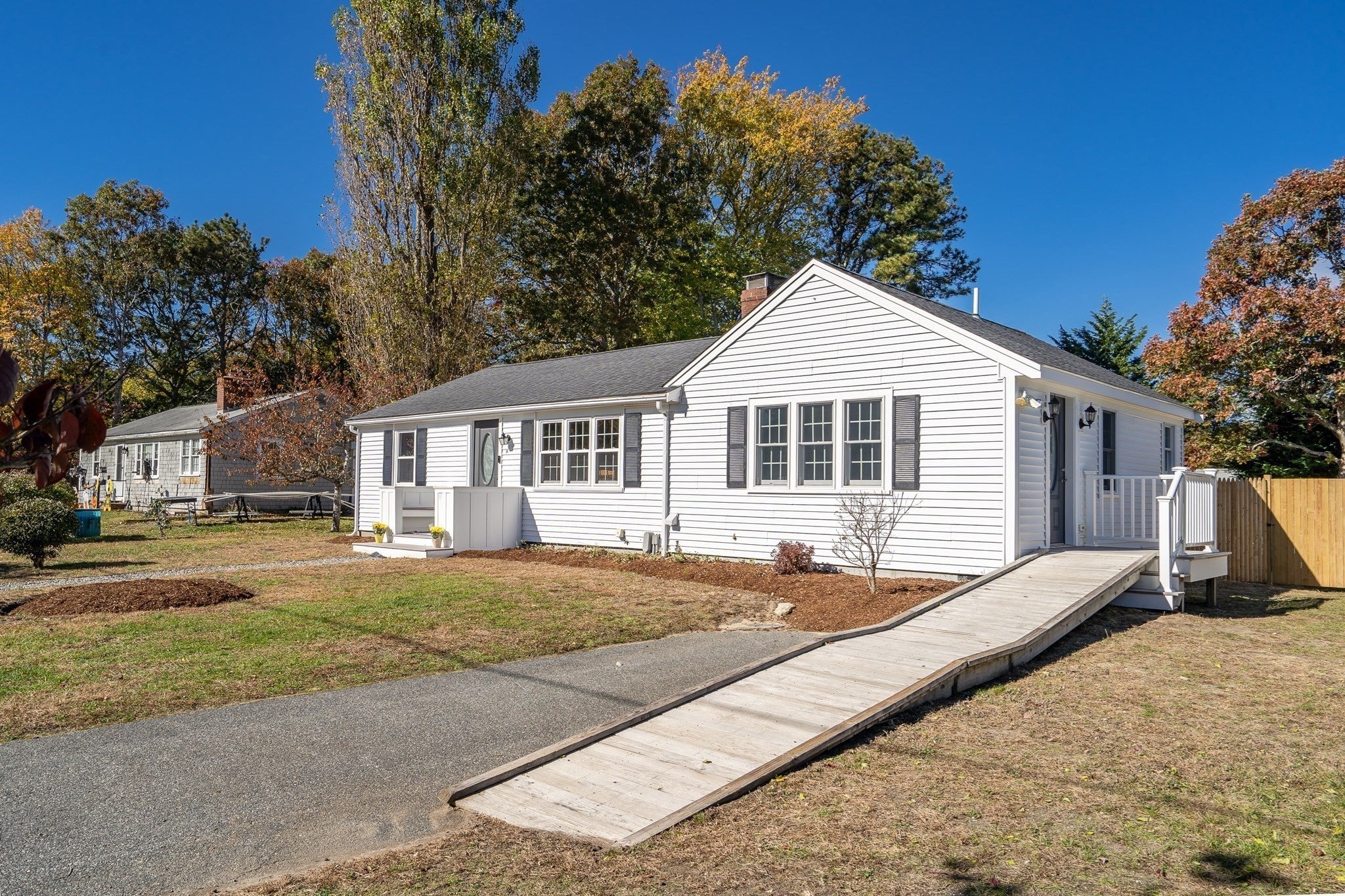 62 Vine Brook Rd