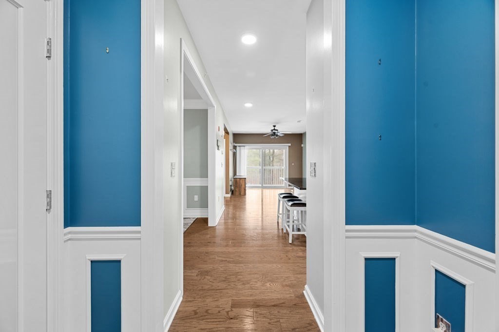 220 Martins Landing 411