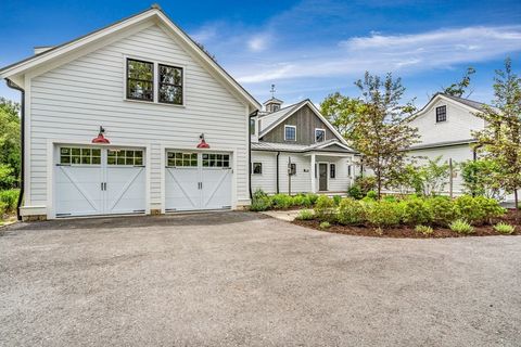 Photo of 16 Hatch Farm Lane #16, Concord, MA 01742 (MLS # 73492927)