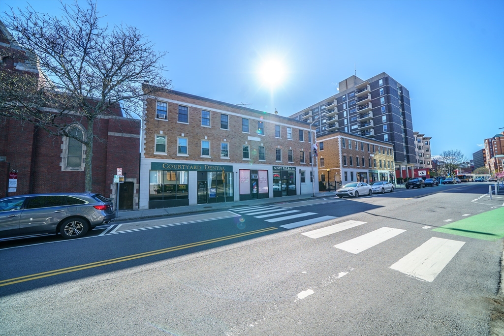 844 Massachusetts Ave 844