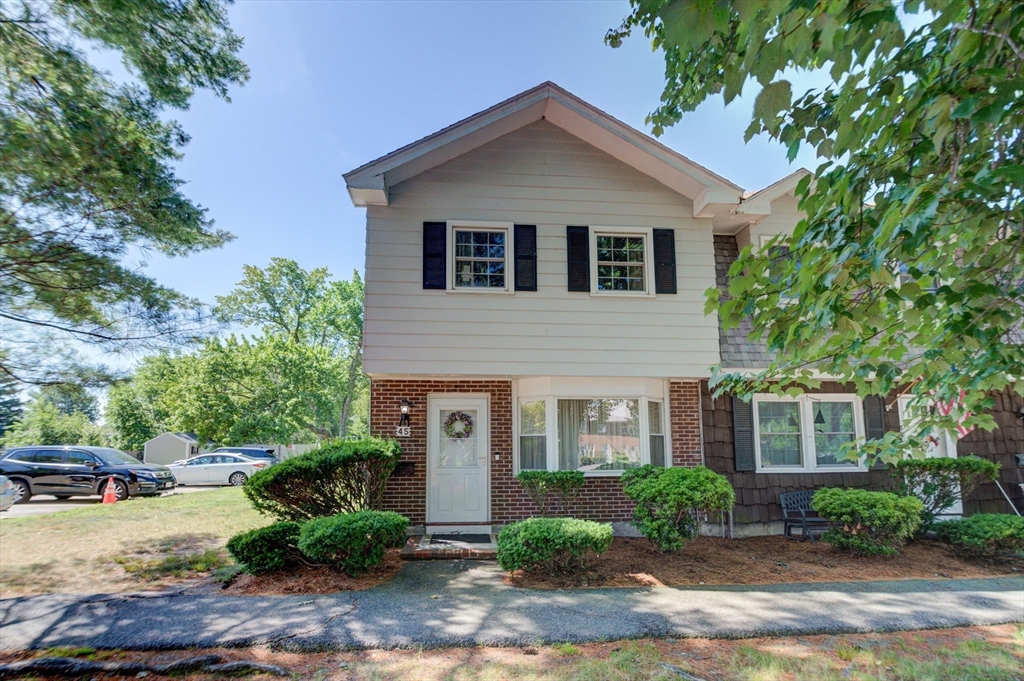 45 Pilgrim Cir 45