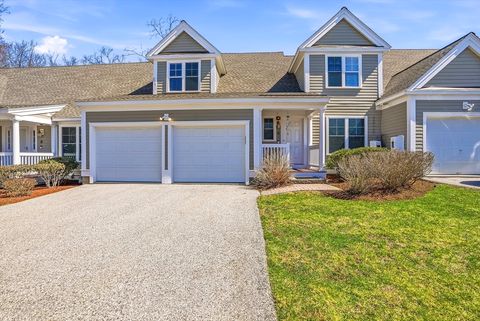 Photo of 6 Canton Ct #6, Grafton, MA 01536 (MLS # 73502836)