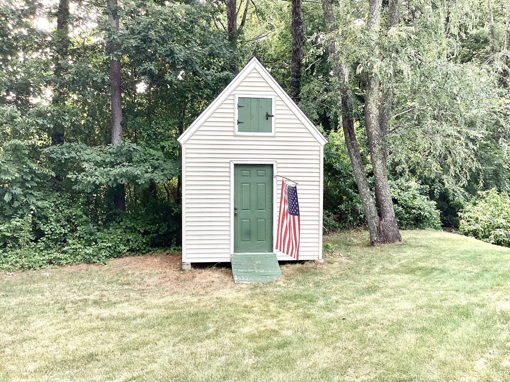 297 Elm Street West