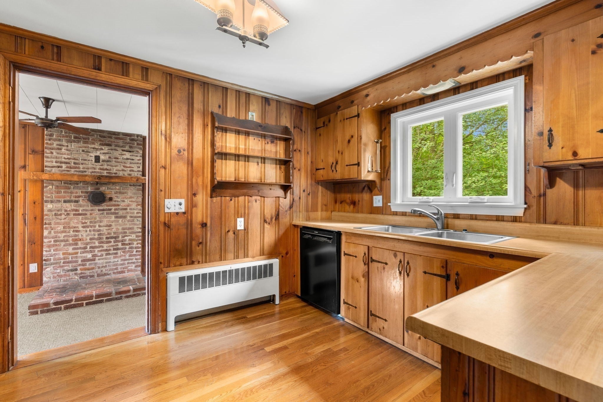 369 Main St, Holden, MA, 369 Main St, Holden, MA Photo #22