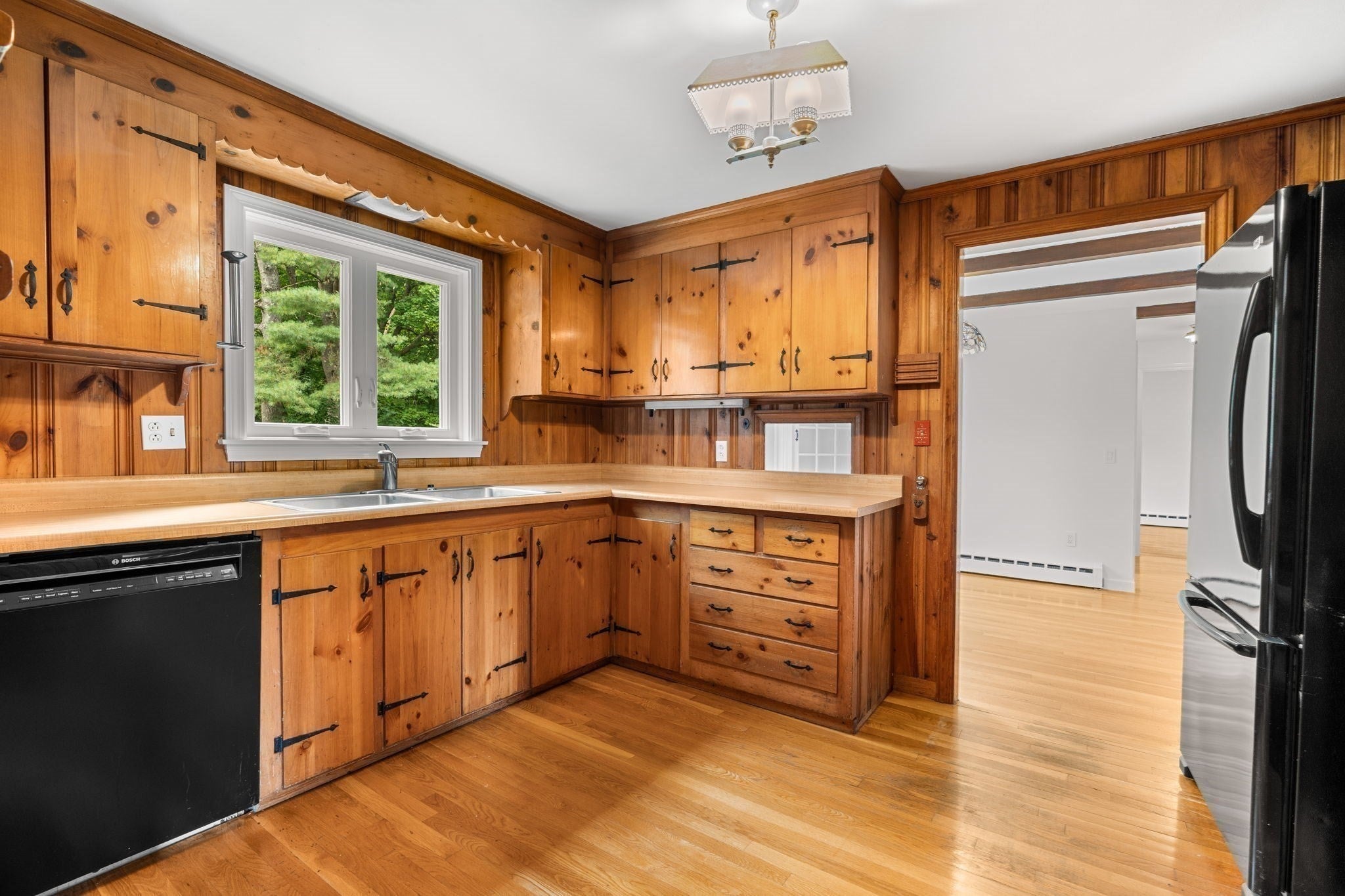 369 Main St, Holden, MA, 369 Main St, Holden, MA Photo #21