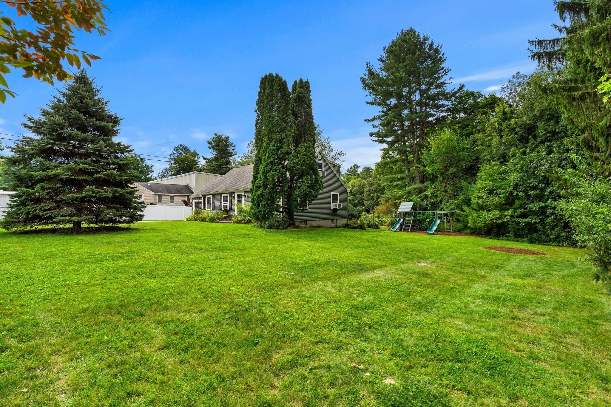 369 Main St, Holden, MA, 369 Main St, Holden, MA Photo #5