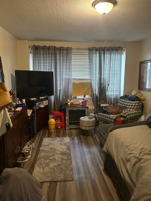 Photo of 101 Mulberry St #112, Springfield, MA 01105 (MLS # 73439792)