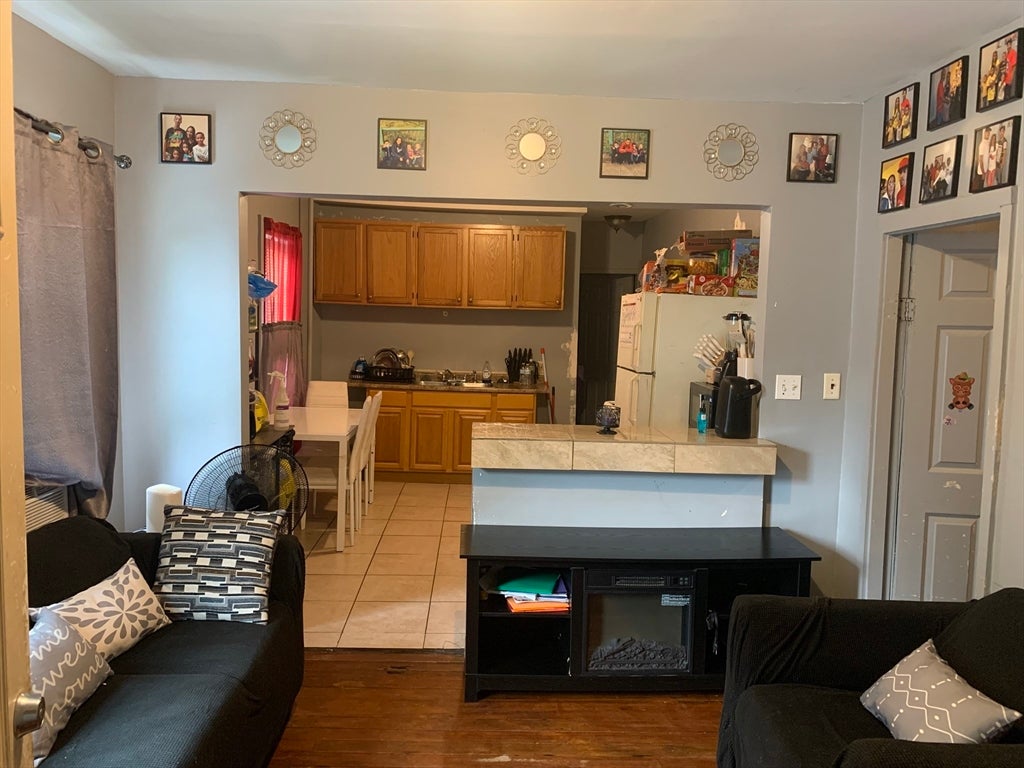 172 Quincy St, Springfield, MA Photo #14