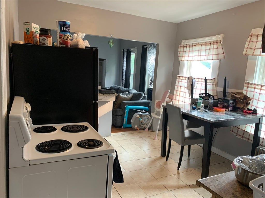 172 Quincy St, Springfield, MA Photo #3
