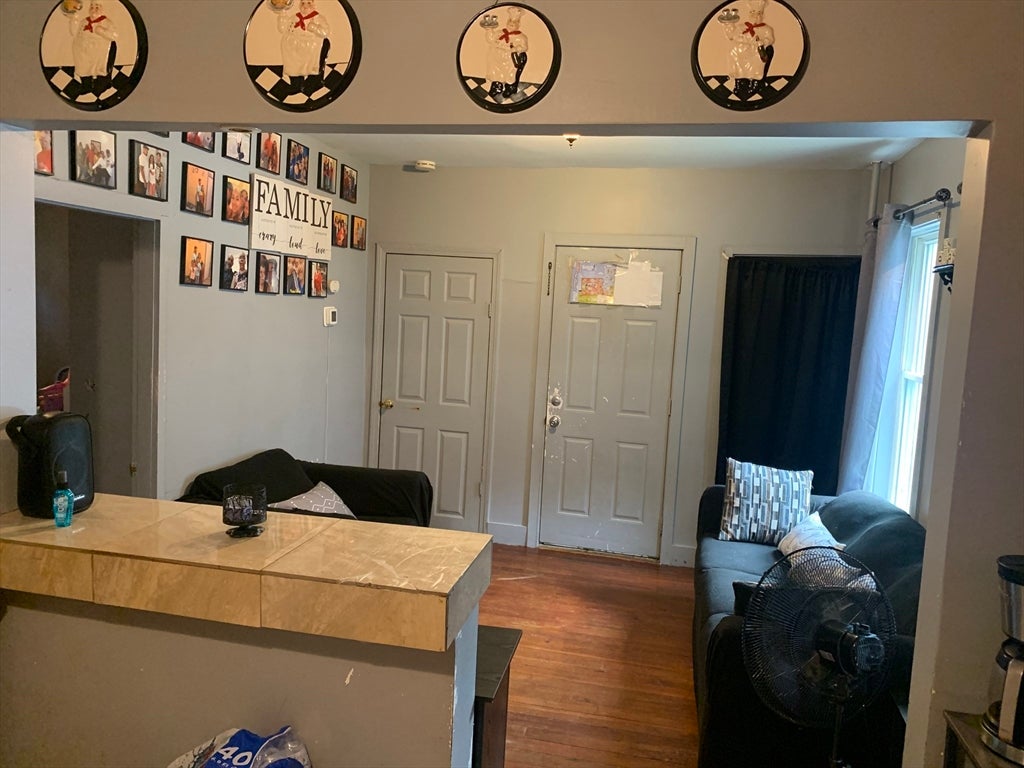 172 Quincy St, Springfield, MA Photo #15